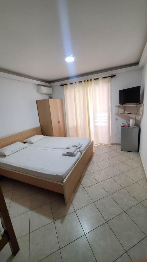 Sea View Apartments Saranda Exteriör bild